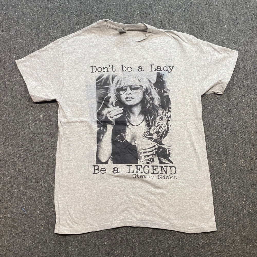 Stevie Nicks Silver Springs TShirt Sz M Womens Gray Boho Grunge Legend TShirt